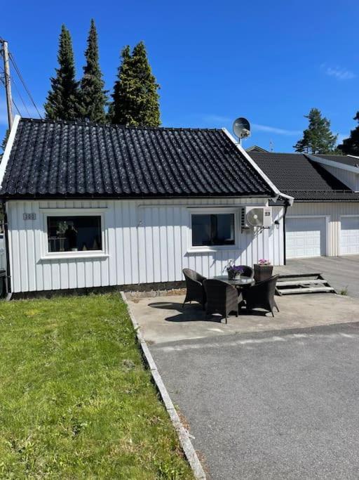 Sjarmerende Hus I Vennesla Exterior foto